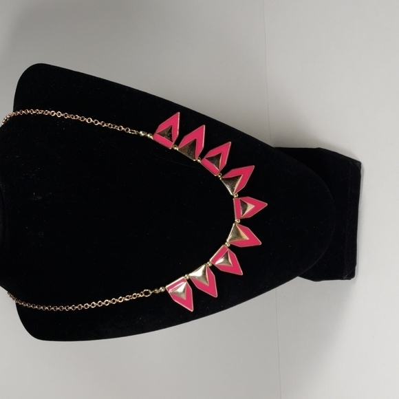 Gold tone Chain Pink and Gold color Spike Statement Necklace - Women's Jewelry - Picture 5 of 6